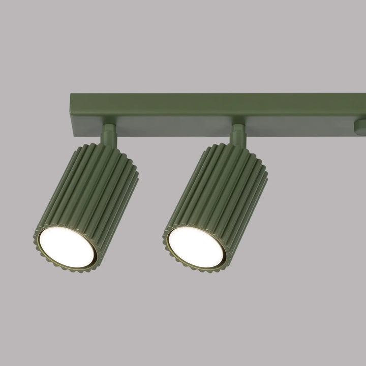 Luminaire plafonnier karbon allie vert olive avec deux ampoules gu10 interchangeables et design minimaliste ribbé