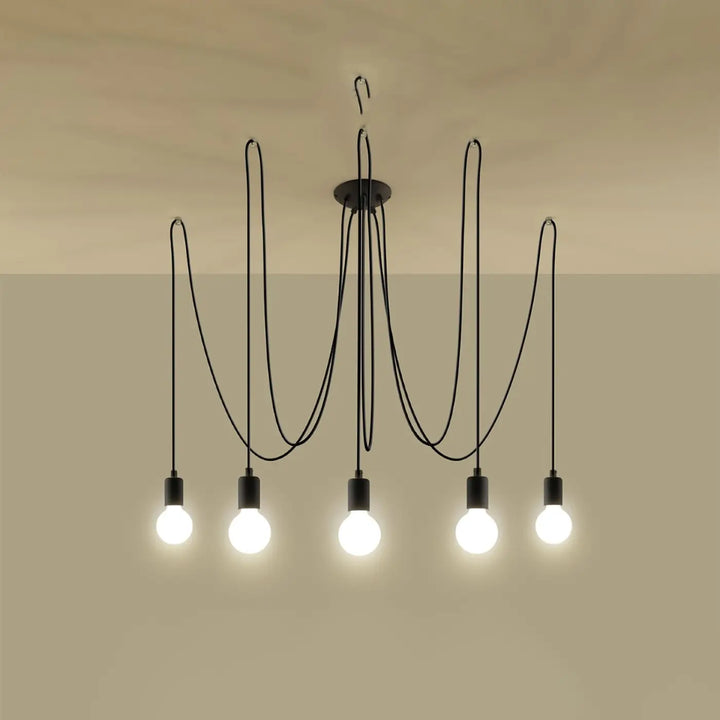 Lustre noir allumé