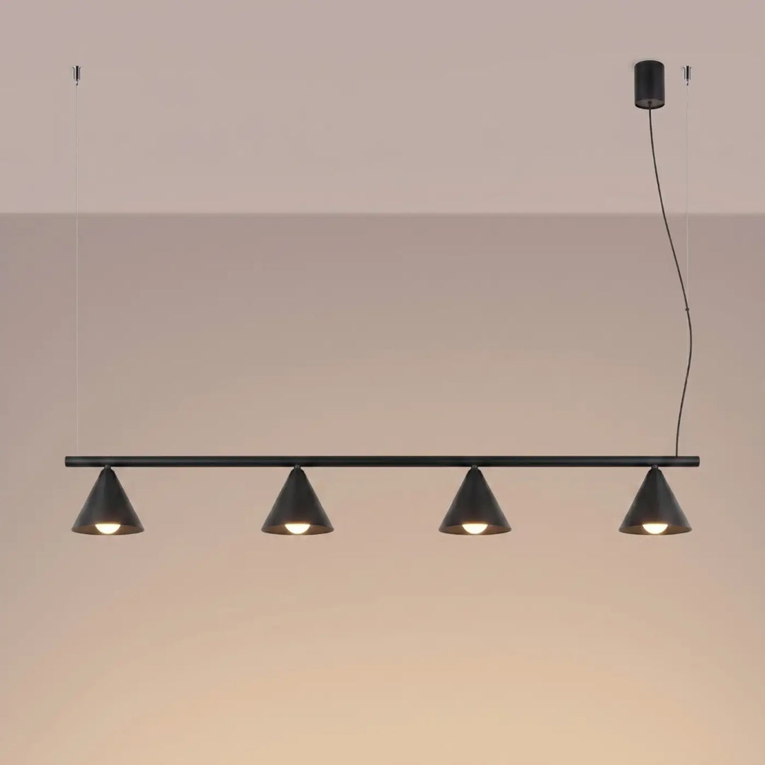 Lustre noir allumé