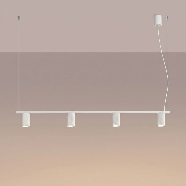 Lustre blanc allumé