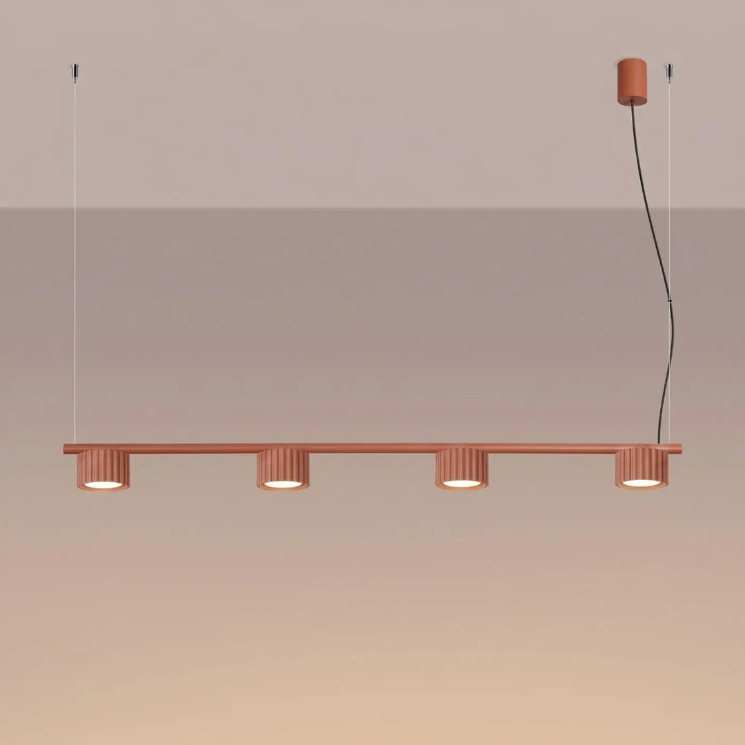 Lustre ocre rouge allumé