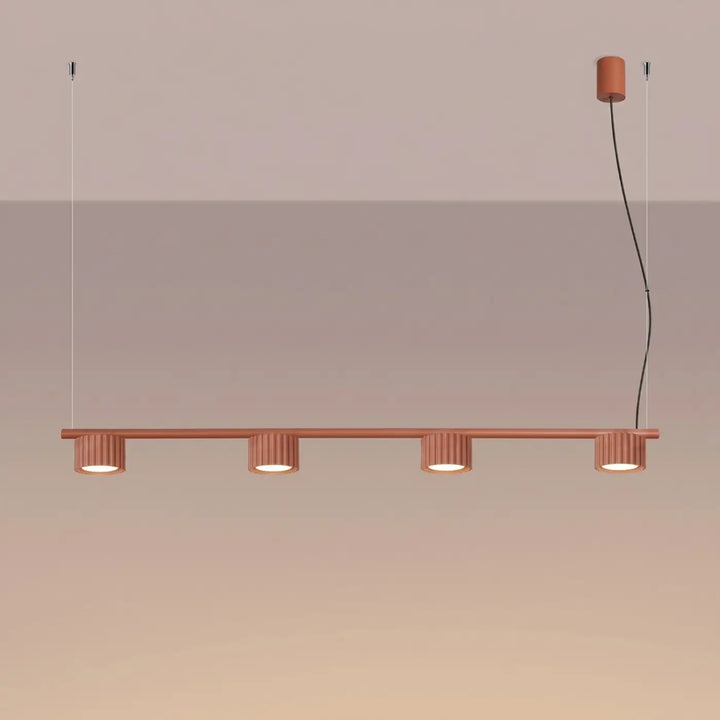 Lustre ocre rouge allumé