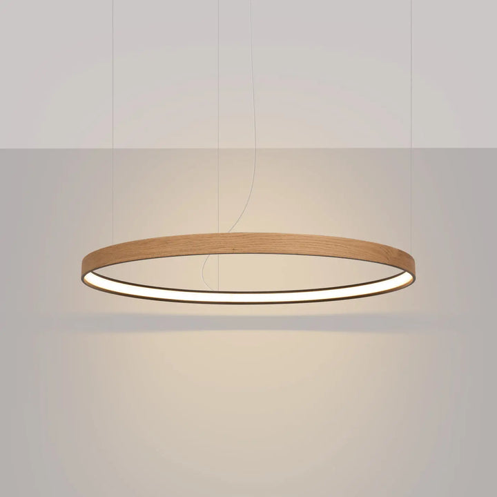 Lustre RIO EIK bois naturel allumée, suspendu