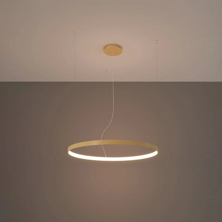 Lustre anneau RIO doré allumée, suspendu