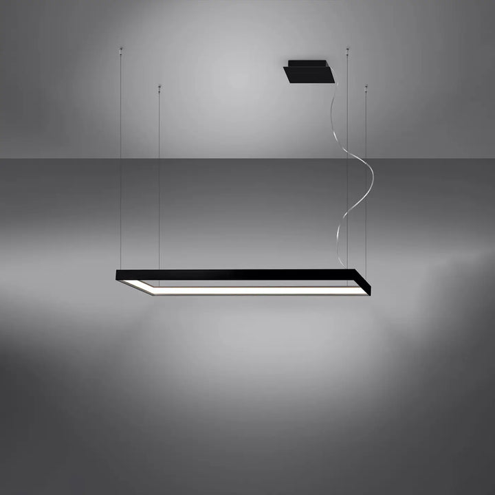 Lustre rectangulaire TUULA noir allumée