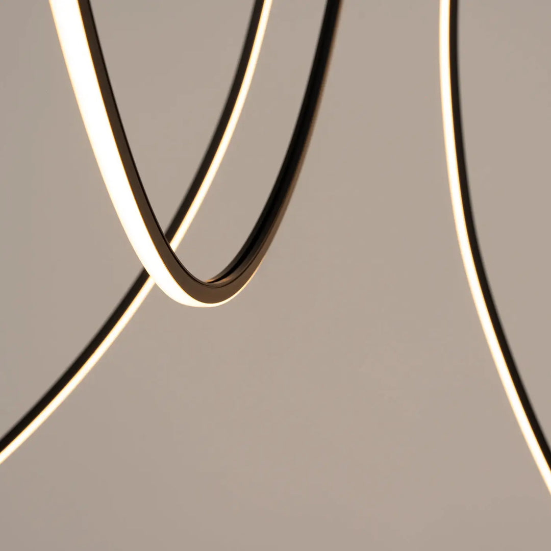 Lustre ALVAR noir détail du bras