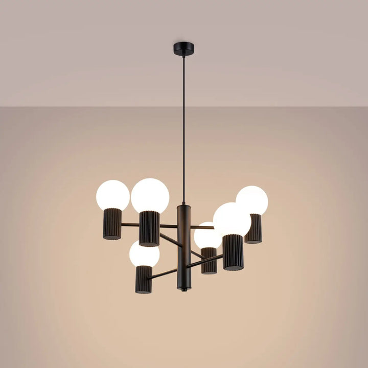 Lustre noir allumé