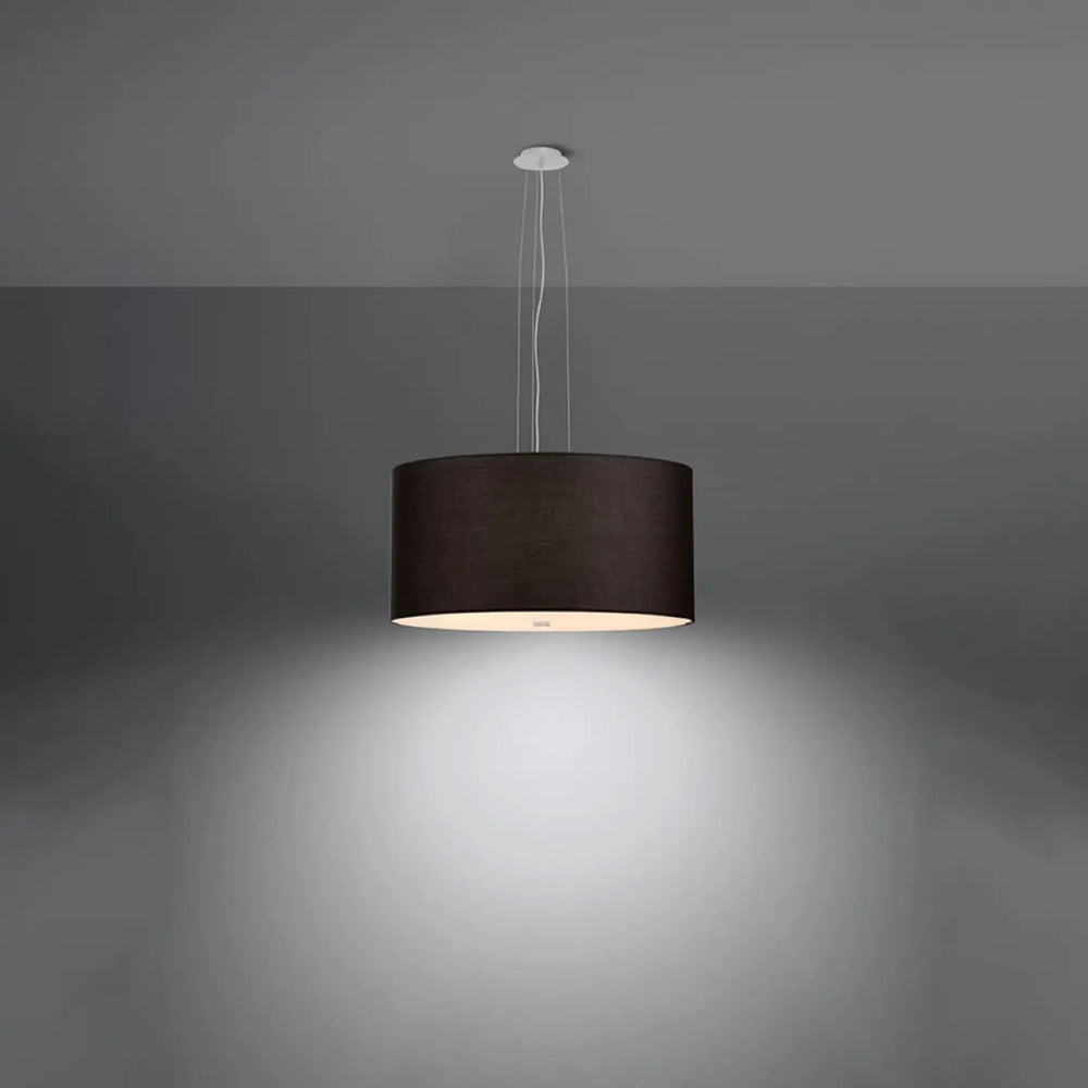 Lustre noir allumé