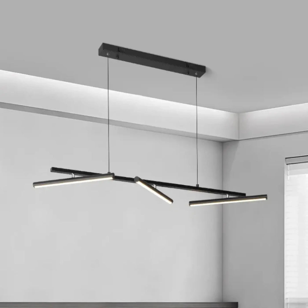 Suspension luminaire shapy en noir moderne avec design géométrique et éclairage led intégré en lumière blanche chaude