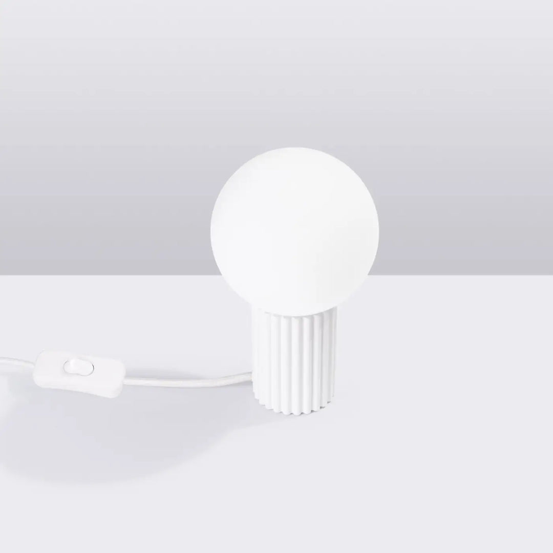 Lampe à poser blanc éteinte