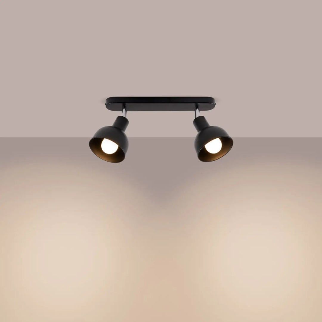 Luminaire plafonnier noir allumé