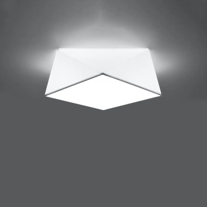 Luminaire plafonnier blanc allumé