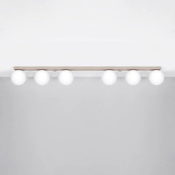 Luminaire Plafonnier taupe éteinte, vue rapprochée