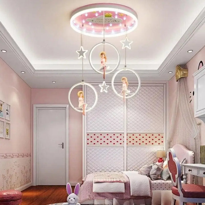 Plafonnier Chambre Fillette Rose et Figurine