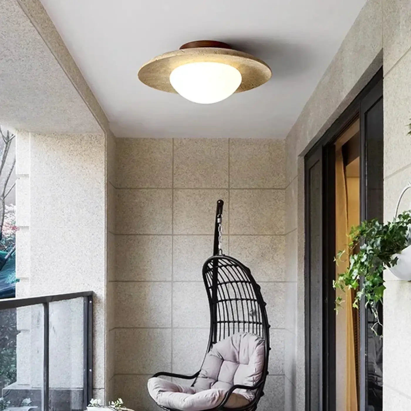 Chic Ceiling Light With Round Diffuser And Golden Ring – Lustria