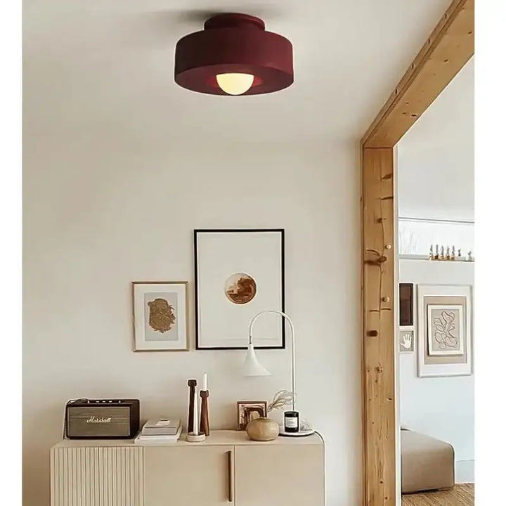 Plafonnier compact style scandinave au design moderne