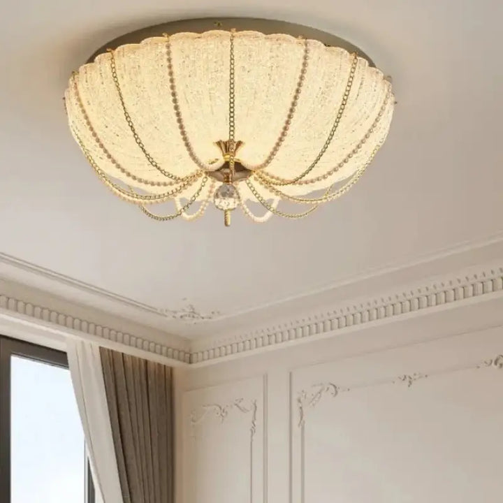 Plafonnier cristal doré style royal perles élégantes luxe