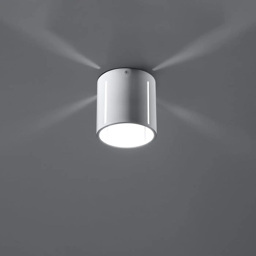 Luminaire plafonnier blanc allumé