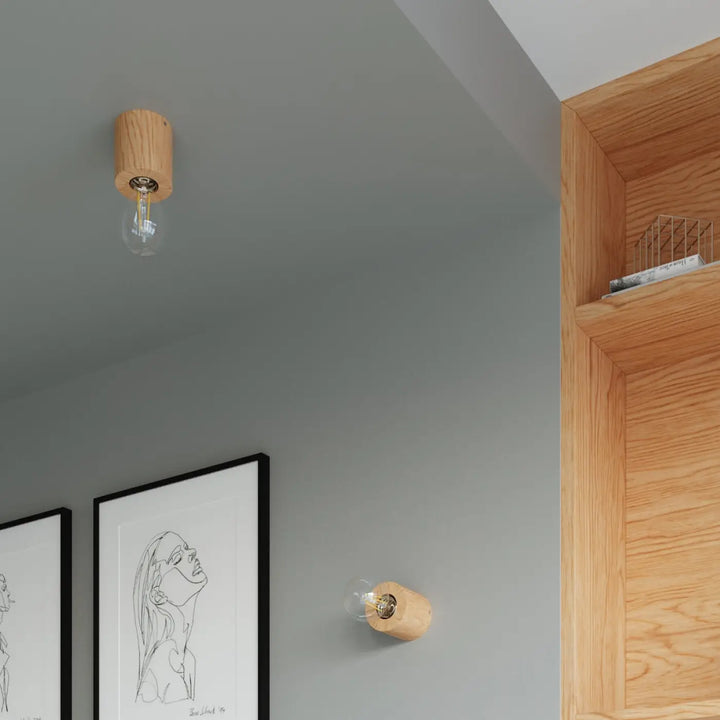 Plafonnier salgado bois naturel avec finition chêne et ampoule edison visible idéal pour un drewniany plafon sentez mieux