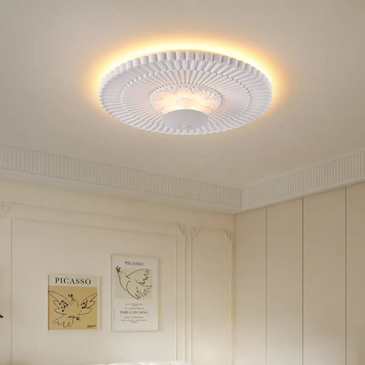 Plafonnier décoratif blanc style classique élégant décor élégant