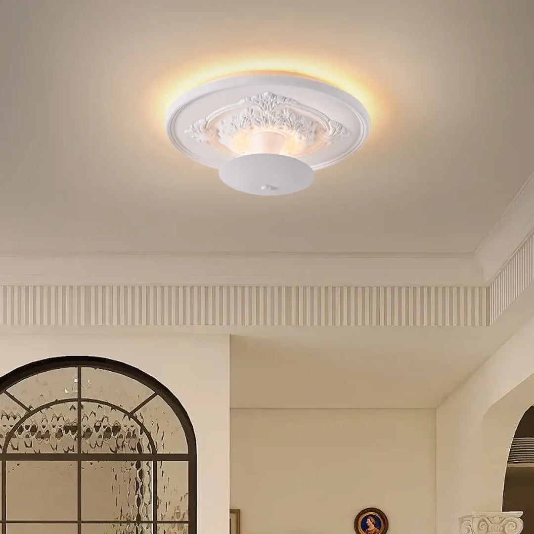 Plafonnier décoratif blanc style classique élégant décor élégant