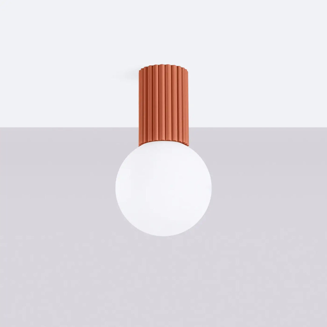 Luminaire Plafonnier ocre rouge éteinte, vue rapprochée