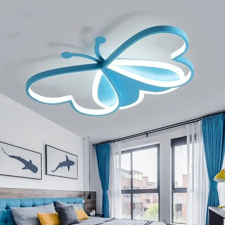 Plafonnier LED papillon rose ou bleu pour chambre d’enfant

