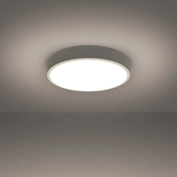 Luminaire plafonnier blanc allumé