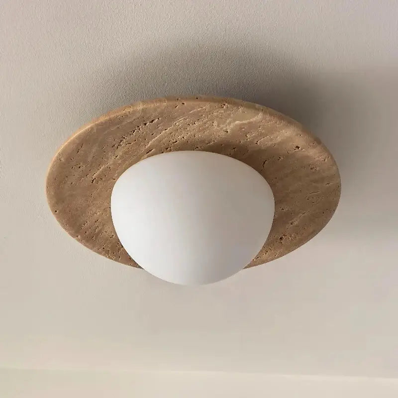 Plafonnier minimaliste en pierre travertin et globe en verre lumineux