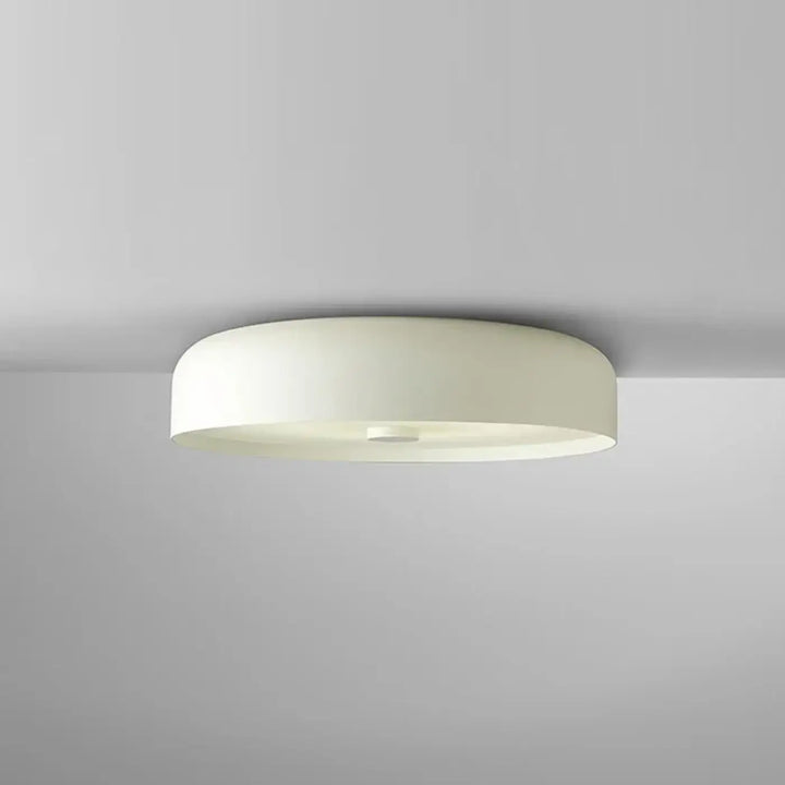 Plafonnier minimaliste design contemporain style épuré