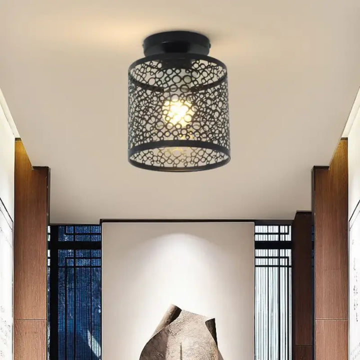 Plafonnier Noir Orientale À Motifs Découpés Pour Couloir Chic


