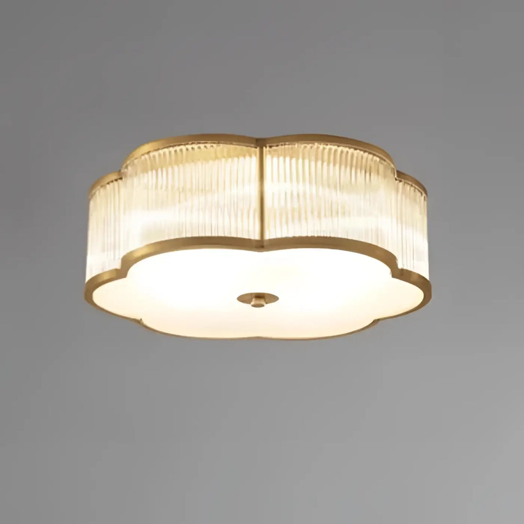 Luminaire plafonnier althea avec cadre doré et verre cannelé à panneaux givrés pour décoration intérieure moderne