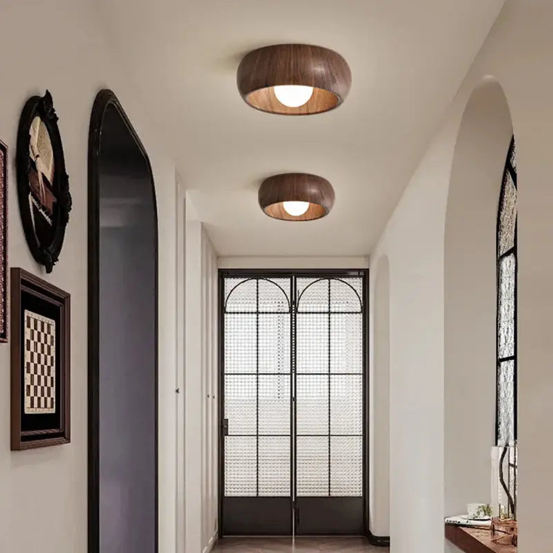 Plafonnier Rond En Bois Clair Et Foncé Pour Couloir