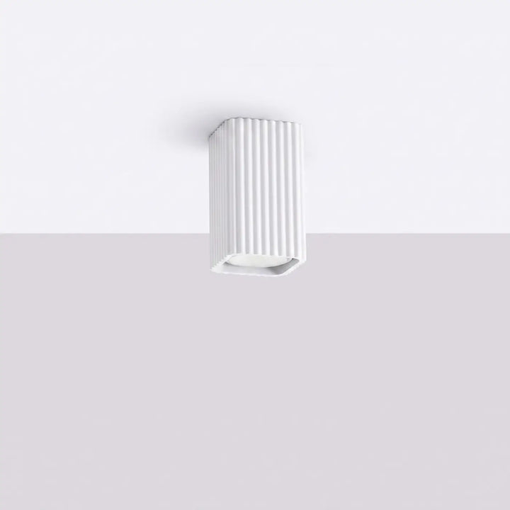 Plafonnier Rayo blanc en aluminium cannelé, éteint