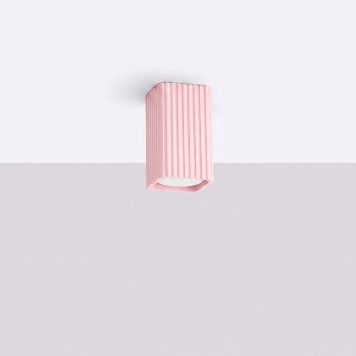Plafonnier Rayo rose en aluminium cannelé, éteint