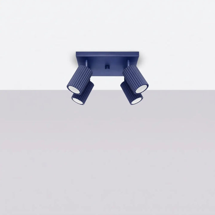 Luminaire Plafonnier outremer éteinte, vue rapprochée