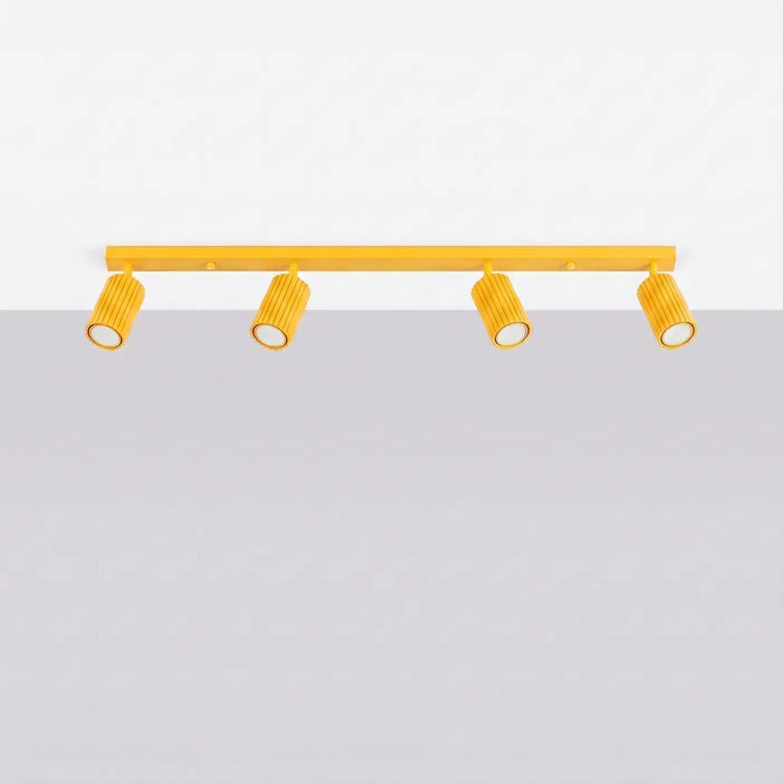 Luminaire Plafonnier jaune éteinte, vue rapprochée
