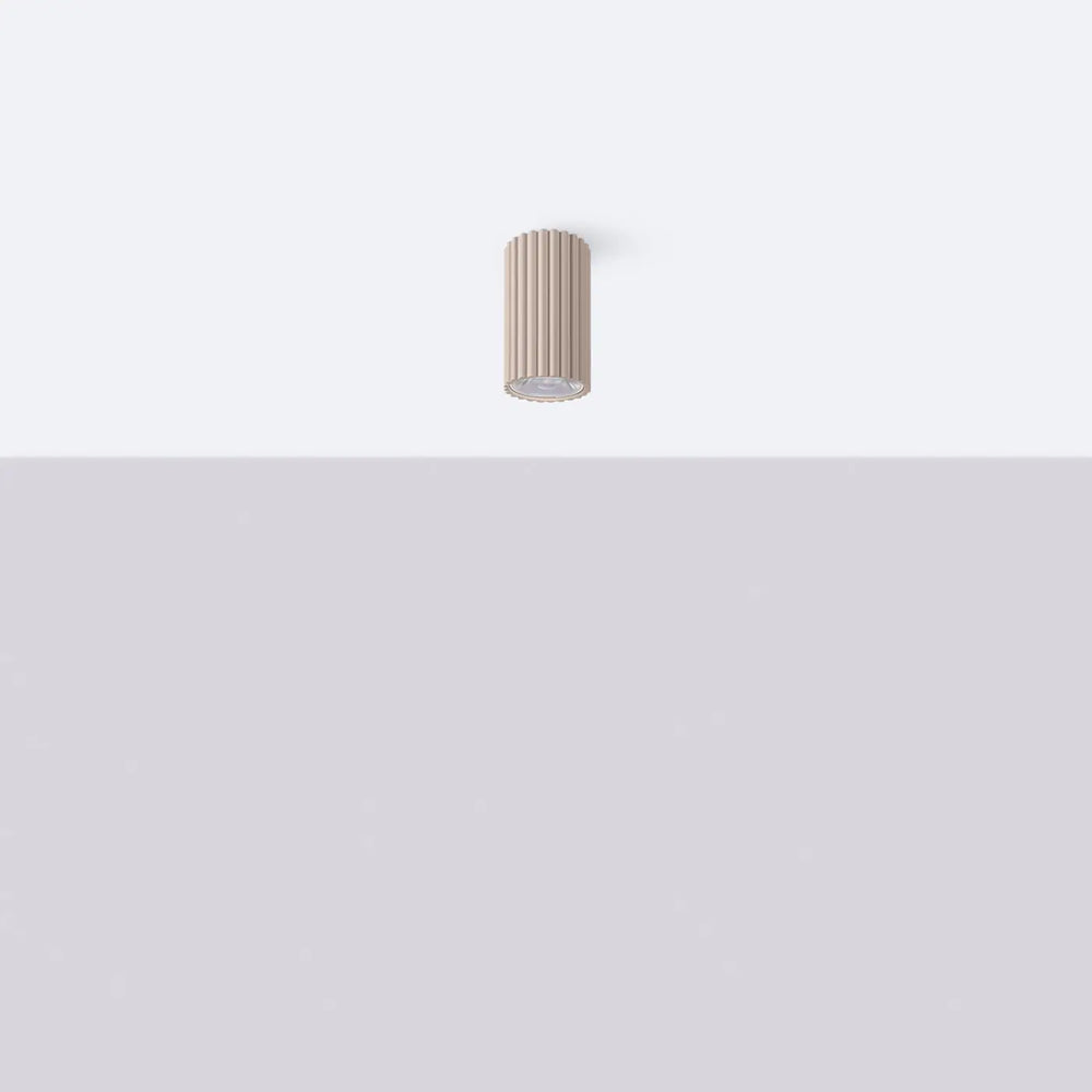 Luminaire plafonnier ivar taupe led 4000k avec abat-jour modernes rainurés et design expressif pour confort d’utilisation