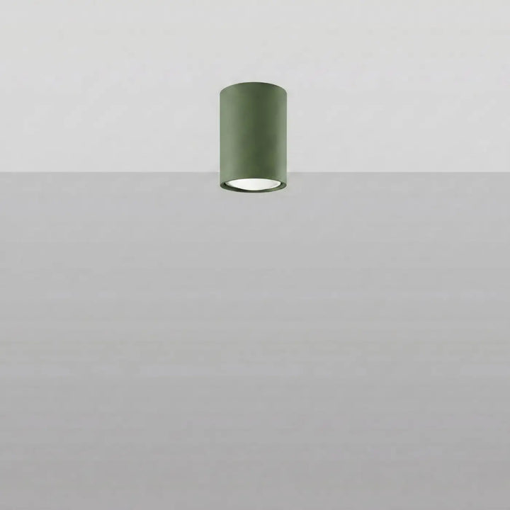 Luminaire Plafonnier vert olive éteinte, vue rapprochée