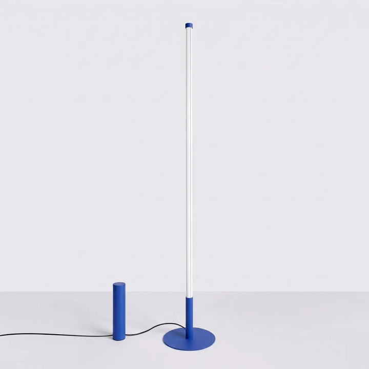 Luminaire Plafonnier noir éteinte, vue rapprochée