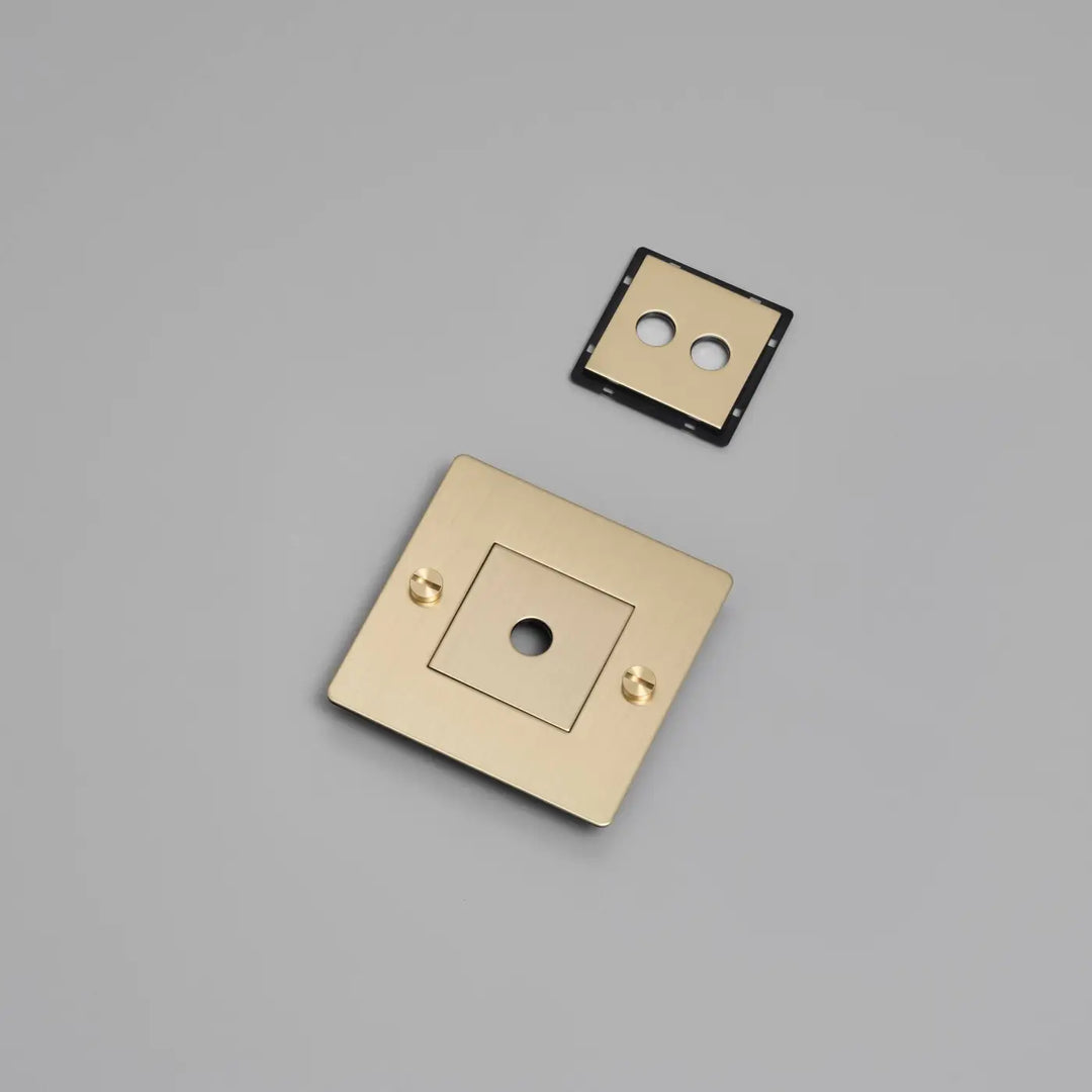 Plaque de finition Wall Plate 1 poste avec inserts sans logo, finition laiton #couleur_dor