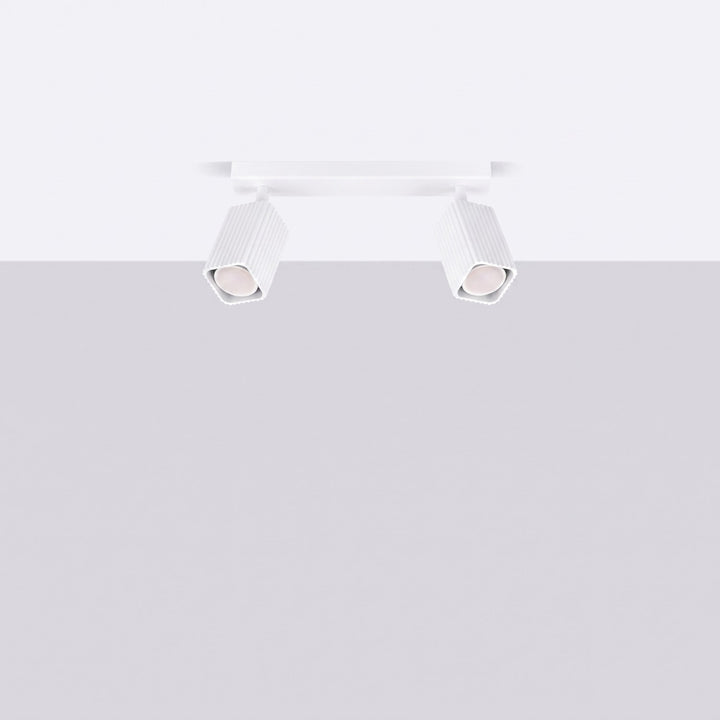 Plafonnier Rayo blanc en rampe à spots orientables, éteint