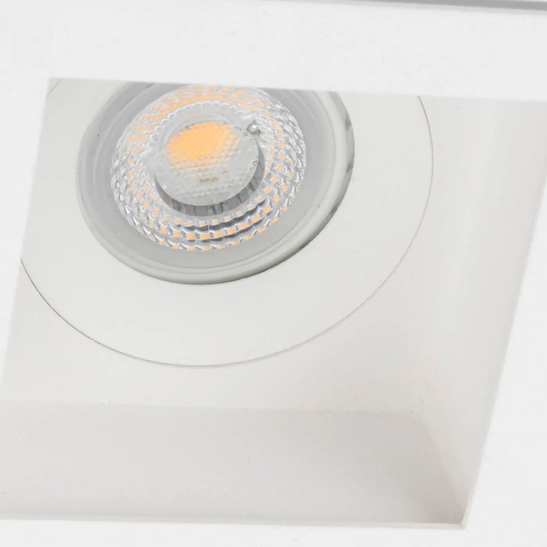 Détail : spot encastrable Moist