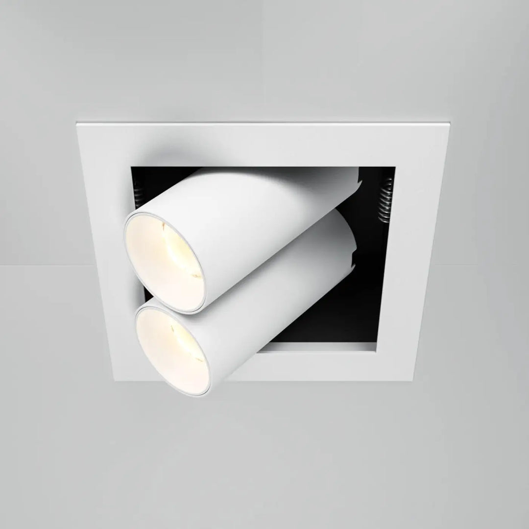 Spot magnum encastrable double blanc avec deux têtes cylindriques et cadre carré moderne en métal