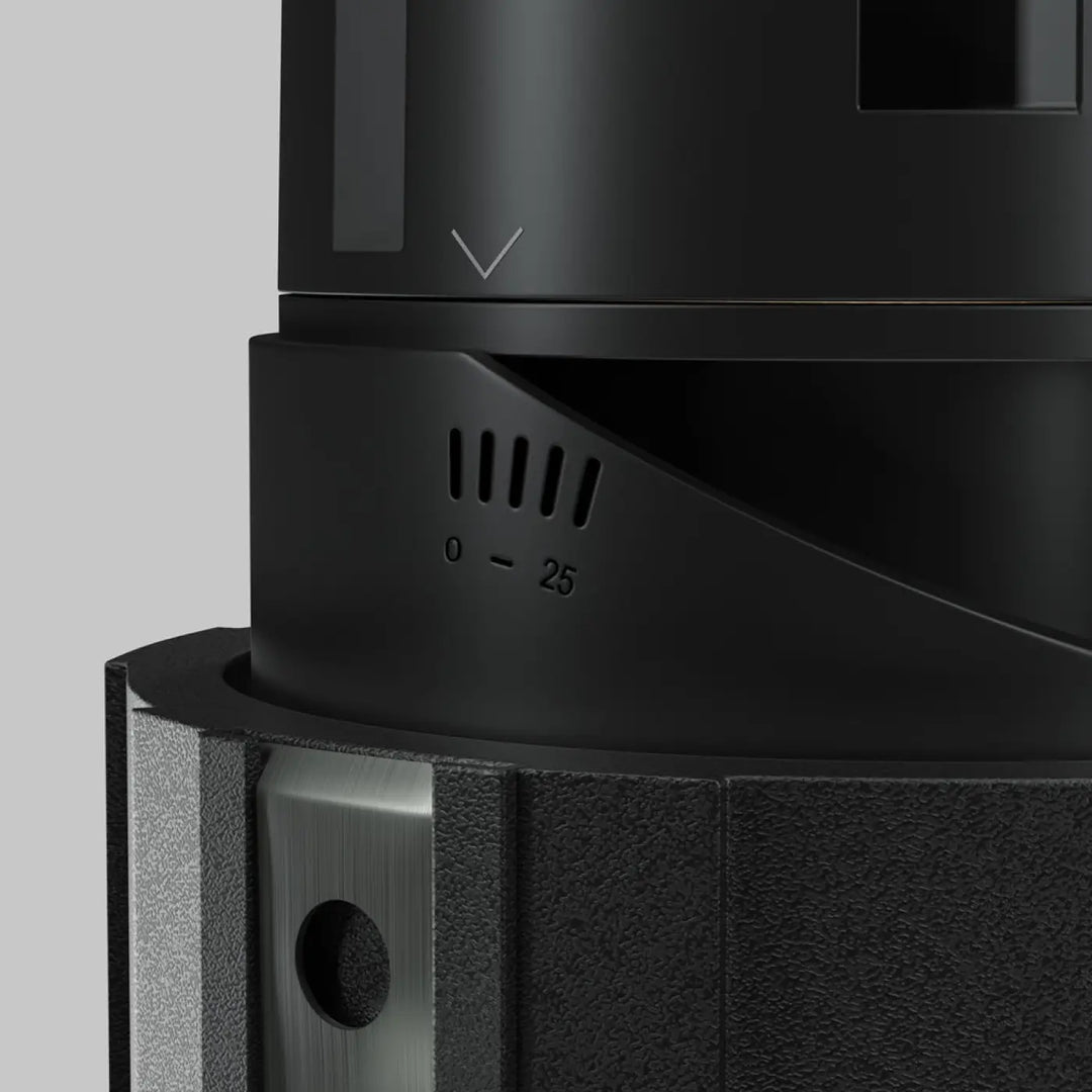 Spot | WISE orientable noir mat avec spot led encastré réglable de 0 à 25 pour un éclairage précis