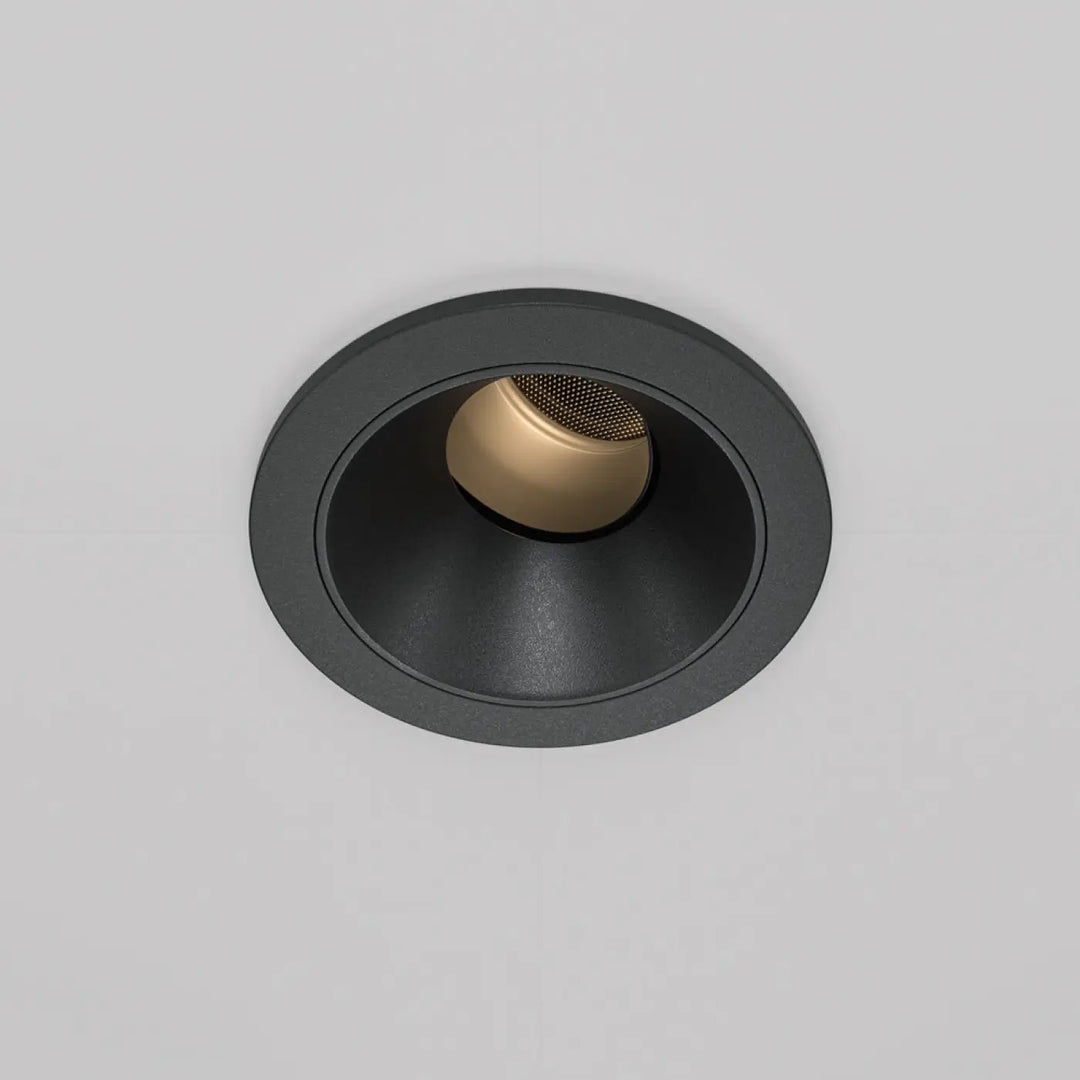 Spot led encastré spot wise orientable avec finition mate noire et réflecteur doré mesh pour led intégrée
