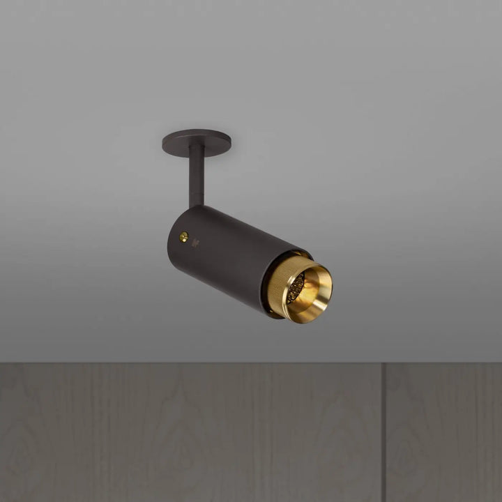Spot orientable Exhaust à gravure alignée Graphite finition laiton #couleur_dor