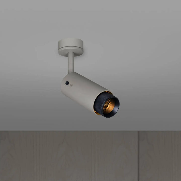 Spot orientable Exhaust à gravure quadrillée Pierre finition noire, vue 3 #couleur_noir