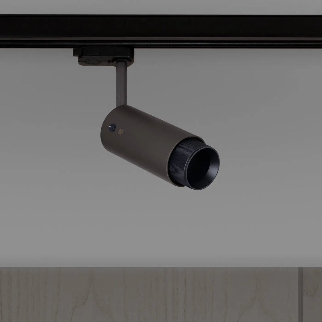 Spot sur rail Exhaust à gravure quadrillée Graphite, finition noire, autre vue #couleur_noir