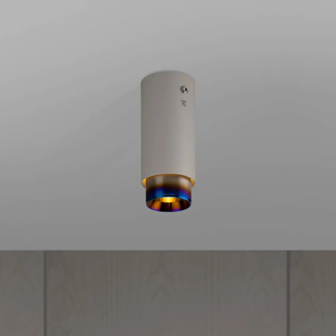 Spot en saillie Exhaust à gravure alignée Pierre, détails en acier brûlé #couleur_multicolore